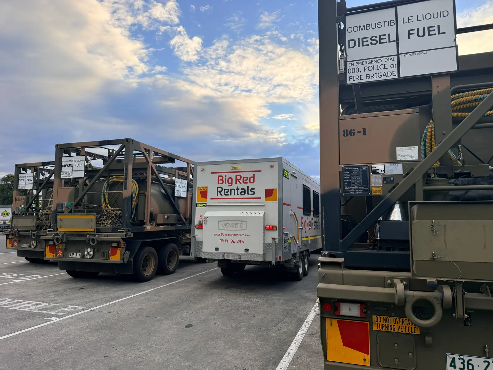 7 Series mobile site van working on site